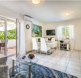 4 Bedroom Villa with Pool and Annex near Porec, Sleeps 8